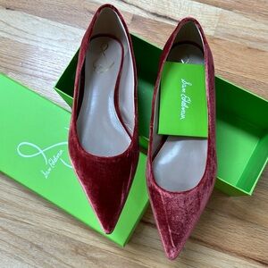 NWT Sam Edelman burnt orange velvet flats. Size 9